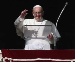 El Papa aprovecha la oración del Ángelus del domingo para explicar las lecturas de la misa dominical