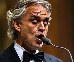 Andrea Bocelli: «En el hombre no hay méritos, todo son dones y debemos dar las gracias por ellos»