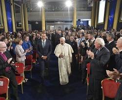 El Papa dio su primer discurso ante las autoridades del país y el cuerpo diplomático / Vatican Media