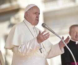 El Papa alerta de «una existencia anestesiada por la diversión que no es descanso, sino alienación»