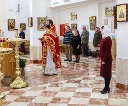 Liturgia en la iglesia ortodoxa rusa de Madrid - hay otra en Altea y ahora se construye la de Estepona