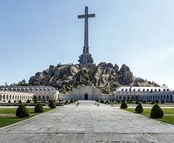 Demoler la cruz y expropiar la basílica del Valle: la exigencia de Podemos que el Gobierno contempla