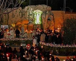 Un santuario de Lourdes a los pies del desierto jordano atrae a enfermos, peregrinos y musulmanes