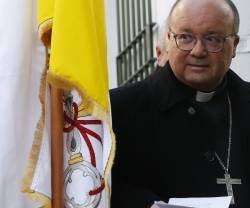 El arzobispo Scicluna, experto en investigar abusos, habla a la prensa de los sacerdotes santos