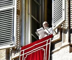 El Papa señala la viuda pobre del Evangelio que da lo que tiene como «modelo de vida cristiana»