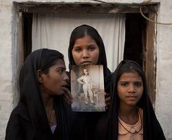 Las hijas de Asia Bibi no pueden estar con su madre, que se encuentra protegida por el gobierno de Pakistán en un lugar protegido