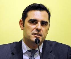 Alessandro Gisotti dirige interinamente la Oficina de Prensa tras la dimisión de Greg Burke y Paloma García Ovejero.