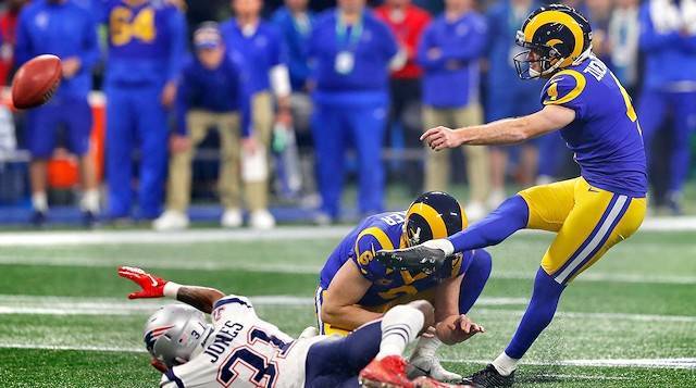 Un católico que argumenta su fe a la perfección marcó los tres puntos de su equipo en la Super Bowl