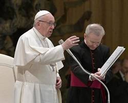 «Es posible encontrarse, respetarse y dialogar»: el Papa recuerda la importancia del viaje a Arabia