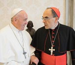 El Papa recibió este lunes al cardenal Barbarin, que le presentó su dimisión / Vatican Media