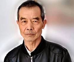 Monseñor Cui Tai lleva padeciendo desde 2007 detenciones y hostigamientos continuos.
