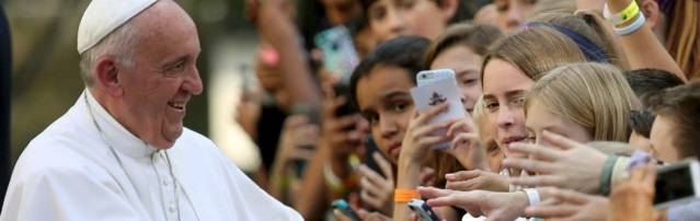 El Papa anima a los jóvenes «a tener el valor de ser diferentes y mostrar lo que el mundo no ofrece»