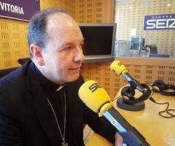 Manipulación contra el obispo Elizalde por defender el acompañamiento a las personas homosexuales 