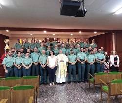 53 futuros guardias y tres familiares recibieron el sacramento de la confirmación