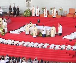 Guadalajara tiene 35 nuevos sacerdotes: «La Iglesia los necesita para limpiarla y embellecerla»