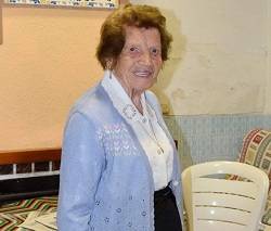 107 años y  activa voluntaria de Cáritas: visita a enfermos, les da esperanza y les cuenta chistes