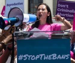 Leana Wen, directora de Planned Parenthood, cobra unos 750.000 dólares al año, se enriquece con un tercio de millón de abortos anuales en EEUU