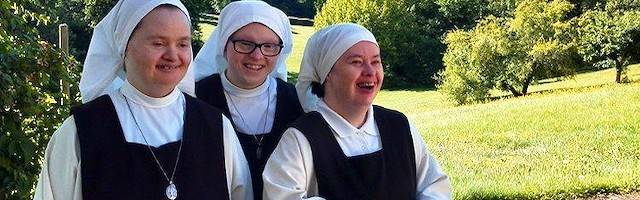 La alegría de las Hermanitas Discípulas del Cordero, religiosas contemplativas con síndrome de Down