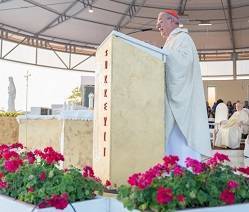 El cardenal Donatis, vicario del Papa, ofrece en Medjugorje tres consejos a los jóvenes cristianos