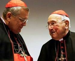 A la izquierda, el cardenal Burke; junto a él, el cardenal Brandmüller
