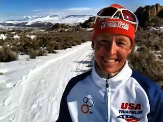 Triatleta, esquiadora y «Fit Mamá Católica»
