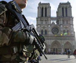Empieza el juicio a 5 mujeres yihadistas que querían volar Notre Dame: ¿les lavaron el cerebro?