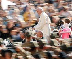 El Papa Francisco ha acudido a su cita de cada miércoles en la Audiencia Pública y ha hablado de la conversión de San Pablo en su catequesis sobre Hechos