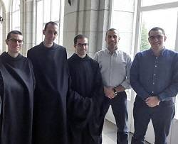 En medio de la persecución surgen nuevas vocaciones en la abadía benedictina del Valle de los Caídos