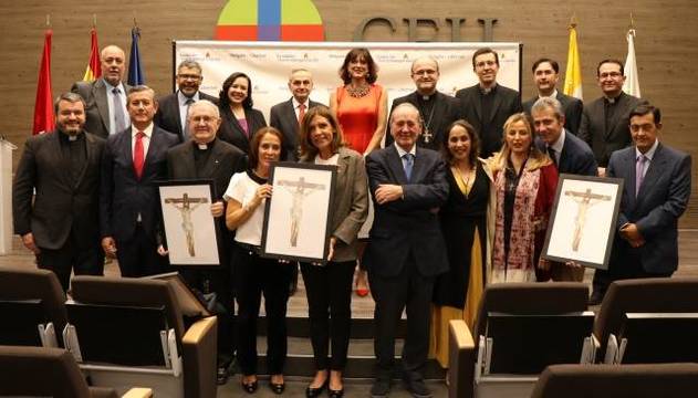 Premiados ReligionEnLibertad 2019: con su ejemplo, alientan a crear «pequeñas covadongas» de bondad