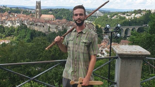 Vincent Perritaz llegó a Friburgo (Suiza) tras 37 días caminando desde Roma. Ahora su misión es anunciar a ese Dios desconocido para muchos