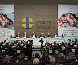Católicos y Vida Pública: «El Estado no es el titular del derecho a la educación, sino su garante»