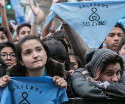 Un pesebre viviente ante el Congreso de Argentina y otros actos contra la ampliación del aborto