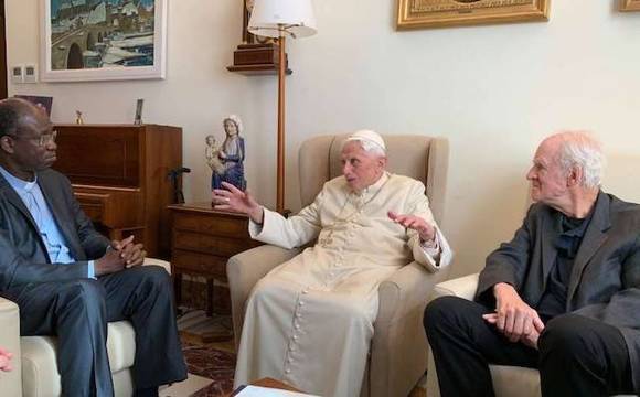 Benedicto XVI crea una fundación independiente para formar periodistas católicos en Alemania