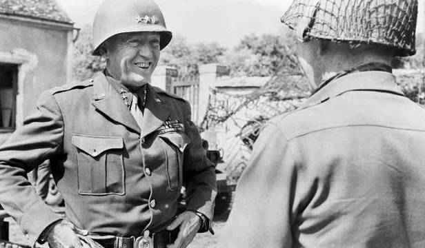 La «oración de Patton» decisiva en la batalla de las Ardenas: el secreto, un capellán católico