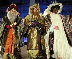 Villancicos, ángeles y «contenido espiritual»: Madrid recupera una Cabalgata de Reyes tradicional