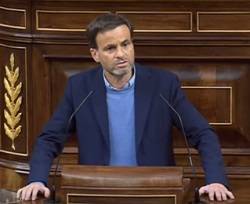 El diputado Jaume Asens, futuro ministro, atacó públicamente al cardenal Cañizares durante la sesión de investidura