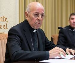 El cardenal Blázquez, «alerta» e «inquieto», habla de un «futuro incierto» ante el próximo Gobierno