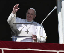 El Papa: Jesús ha expiado los pecados del mundo para que seamos libres, no más esclavos del mal