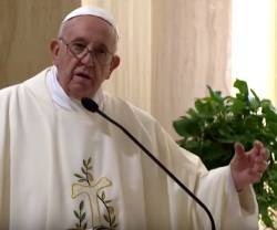 «El Evangelio no avanzará con evangelizadores aburridos y amargados», advierte el Papa Francisco