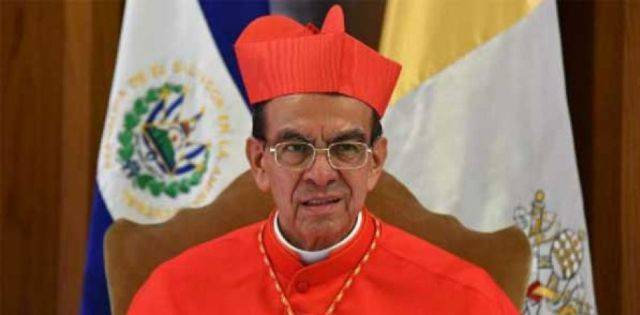 Tensión en El Salvador: el cardenal Rosa Chávez pide «paciencia para evitar que se salga de control»