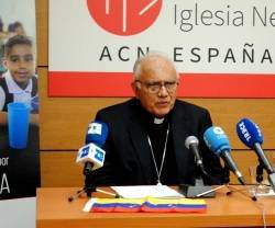 El cardenal Porras, en España: «Queremos una salida democrática para Venezuela, sin lenguaje bélico»