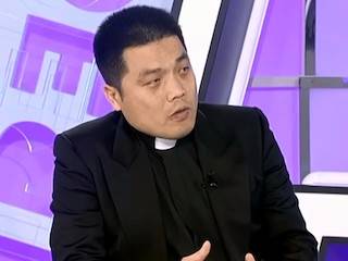 Un sacerdote chino en Madrid