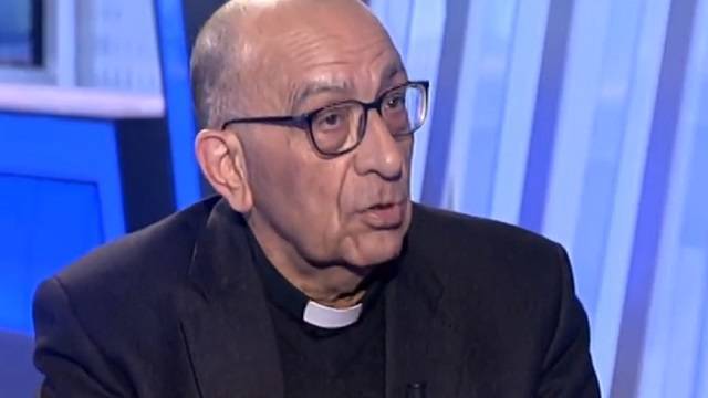 Primera entrevista de Omella como presidente de los obispos: eutanasia, Cataluña, nuevo Gobierno...