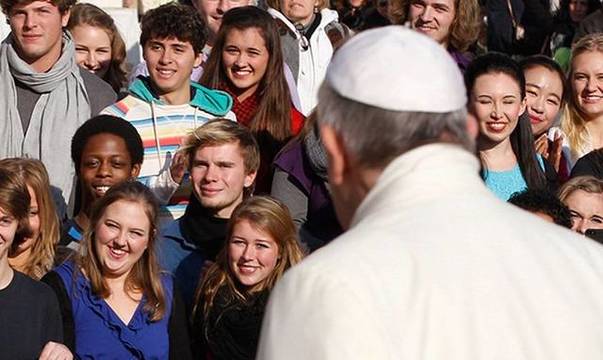 «Comprométete para cambiar el mundo», el llamamiento del Papa a lo jóvenes por la JMJ 2020