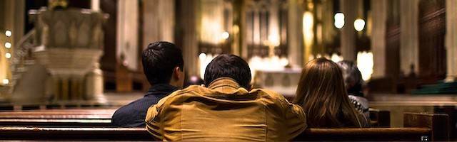 Los consejos de un sacerdote experto sobre cuándo, dónde y cómo rezar... y qué pasa con los fallos