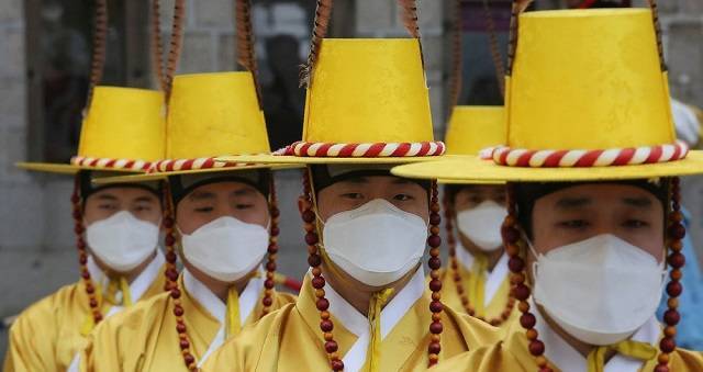 Tras 2 meses, el jueves vuelven a Corea las misas públicas, aunque con máscara y dando el nombre