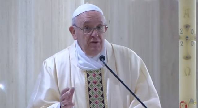 El Papa pide este viernes rezar especialmente por los profesores y su trabajo durante esta pandemia