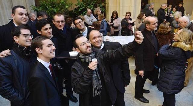 Este domingo la Iglesia en España pide rezar desde casa especialmente por las vocaciones