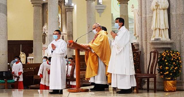 Misas en España y otros sacramentos durante la «desescalada»: normas y pautas que se deberán seguir