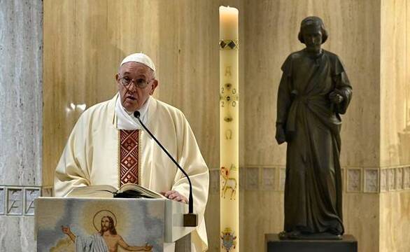Ante un San José con historia, el Papa denuncia los trabajos «forzados, injustos o mal pagados»
